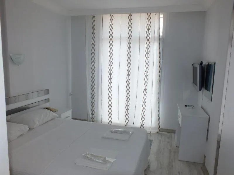 אנטליה Akbil Hotel